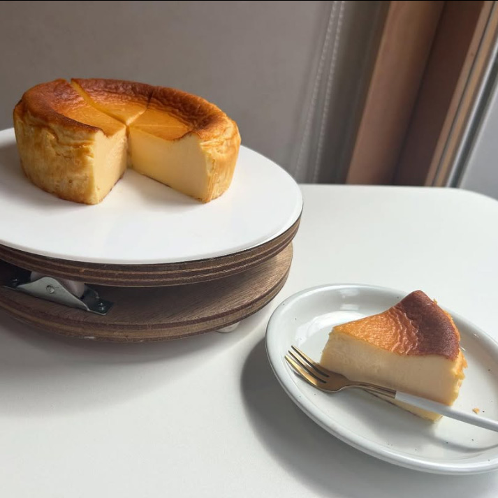 10月よりチーズケーキもリニューアル