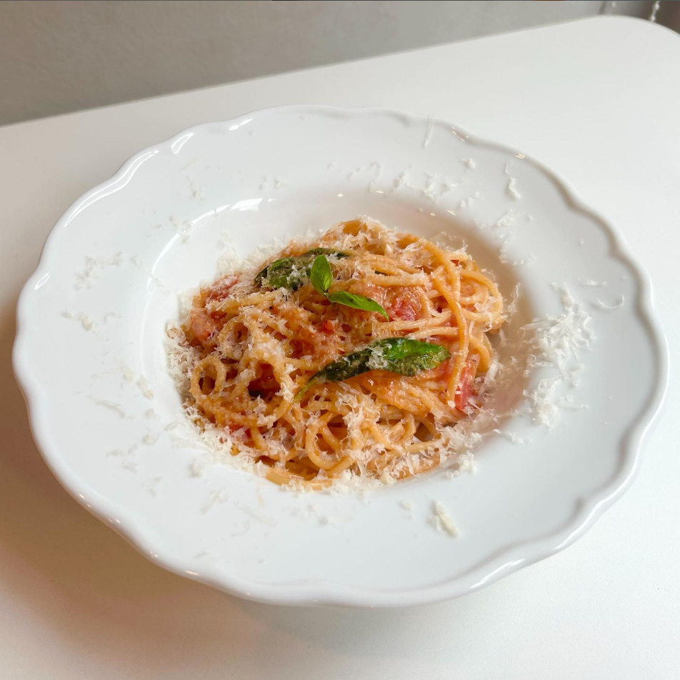 10月3日start… 『トマトクリームパスタ』